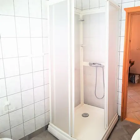 Adriatic Seafront Rogoznica Apartamento *