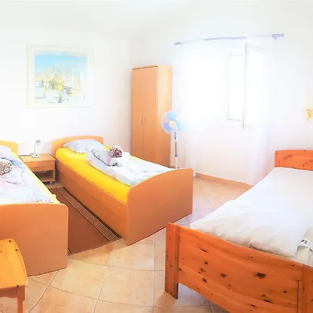 Adriatic Seafront Rogoznica Apartamento
